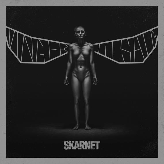Skarnets debutalbum "Vinger Til Salg" blev delproduceret, mixet og mastereret i SnakeRock.
